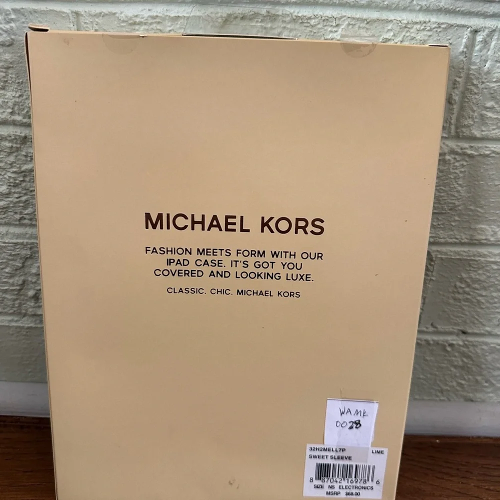 Michael Kors Luxe iPad Case